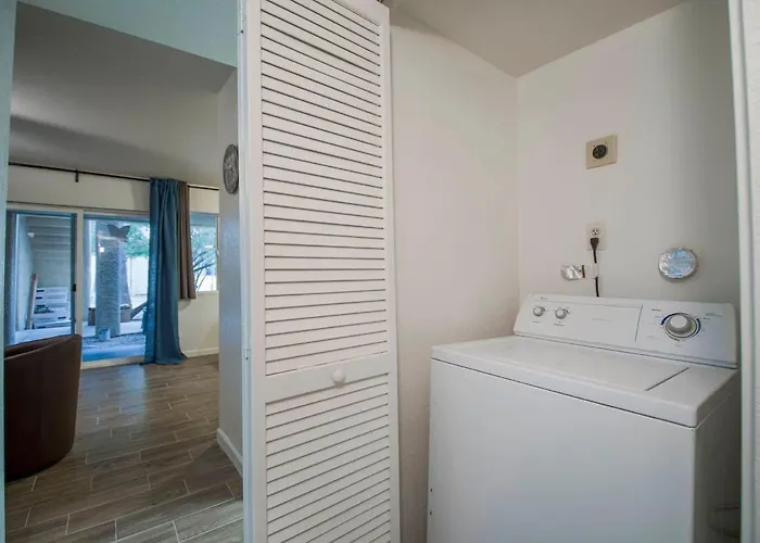 Dom wakacyjny 34a Modern 1bd W Heated Pool